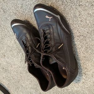 Vintage PUMA sneakers